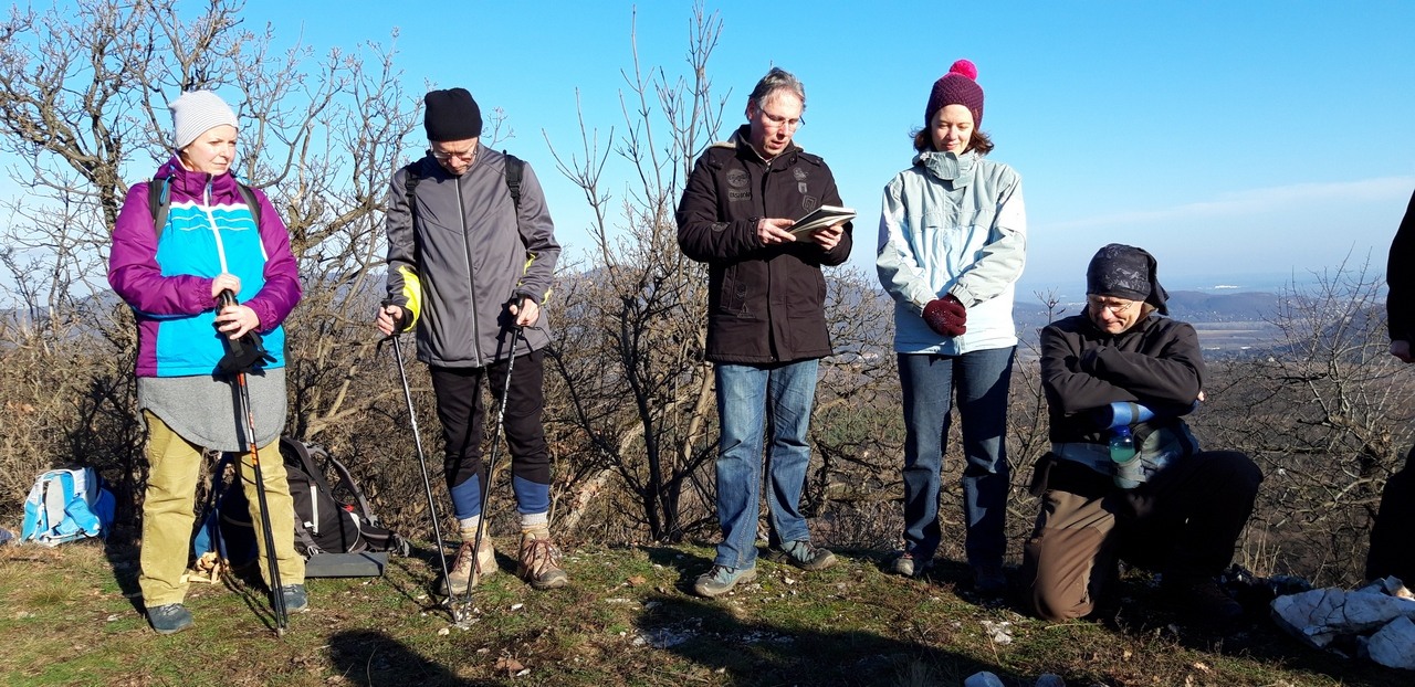 Ragyogás hegyén, szakrális túra, Pilis-titkai, jóga